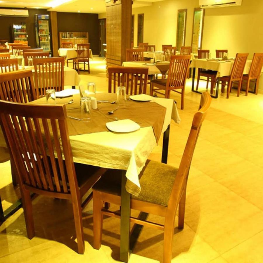 Hotel Monarch โคชิโคด ภายนอก รูปภาพ
